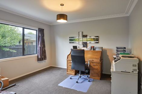 Photo of property in 7 Birmingham Street, Takaro, Palmerston North, 4412