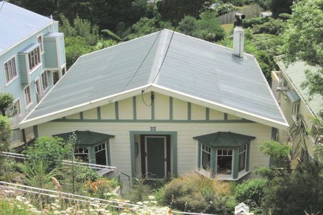 Photo of property in 24 Clarence Street, Brooklyn, Wellington, 6021