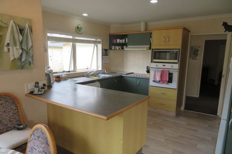 Photo of property in 70 Tuihana Drive, Papamoa Beach, Papamoa, 3118