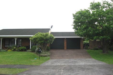 Photo of property in 2 Reynard Terrace, Conifer Grove, Takanini, 2112
