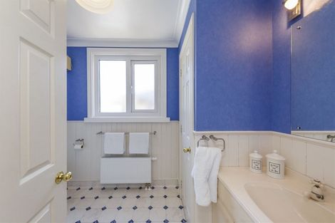 Photo of property in 32 Manson Street, Terrace End, Palmerston North, 4410