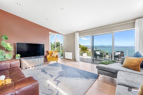 Photo of property in 4 Singers Road, Korokoro, Lower Hutt, 5012
