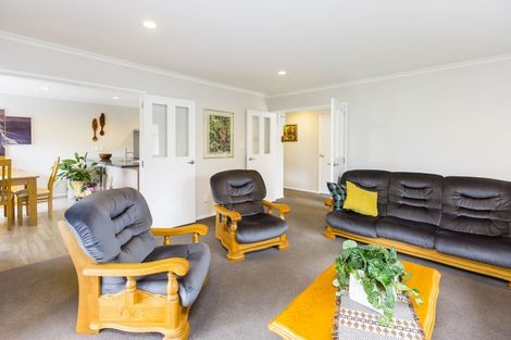 Photo of property in 94 Riverstone Drive, Riverstone Terraces, Upper Hutt, 5018