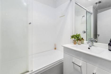 Photo of property in 5/97 Boulcott Street, Wellington Central, Wellington, 6011