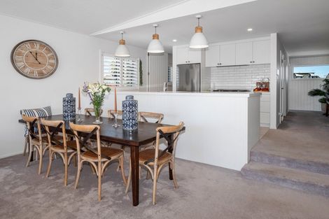 Photo of property in 16 Sutherland Avenue, Mount Maunganui, 3116