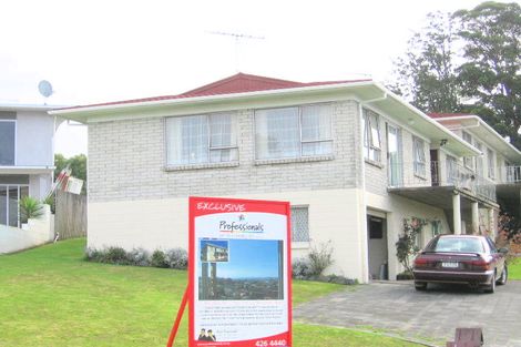 Photo of property in 3a Fairway Avenue, Red Beach, 0932