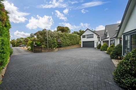 Photo of property in 29 Padnell Crescent, Paparangi, Wellington, 6037