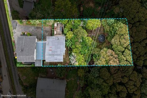 Photo of property in 2/39 Brunton Place, Glenfield, Auckland, 0629