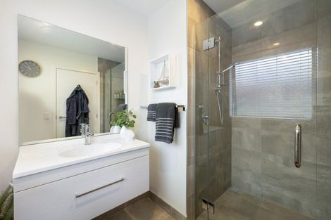 Photo of property in 37 Cheltenham Road, Lower Shotover, Queenstown, 9304