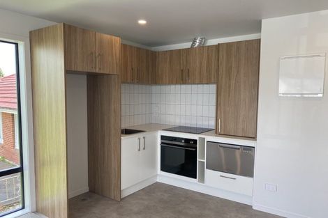 Photo of property in 4/43 Yeovil Road, Te Atatu Peninsula, Auckland, 0610