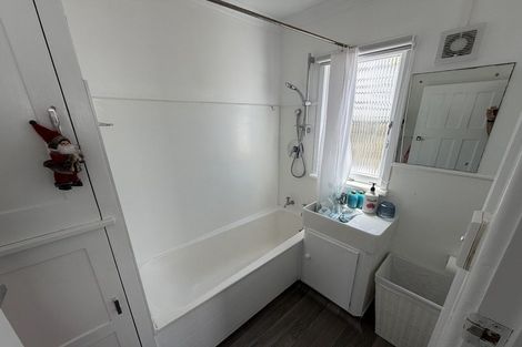 Photo of property in 21a Ninth Avenue, Tauranga, 3110