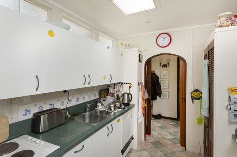 Photo of property in 22 Gaddums Hill Road, Outer Kaiti, Gisborne, 4010