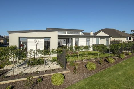 Photo of property in 5e Tui Glen, Omokoroa, 3114