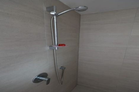 Photo of property in 1/16 Arahoe Road, New Lynn, Auckland, 0600