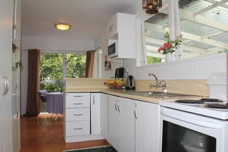 Photo of property in 5 Mcphail Street, Birkdale, Auckland, 0626