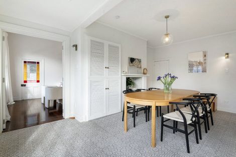 Photo of property in 8 Maritime Terrace, Birkenhead, Auckland, 0626