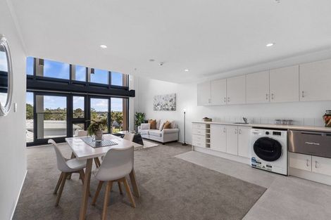 Photo of property in 4f/30 Westward Ho, Glen Eden, Auckland, 0602