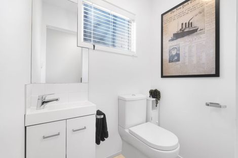 Photo of property in 185b Centreway Road, Orewa, 0931