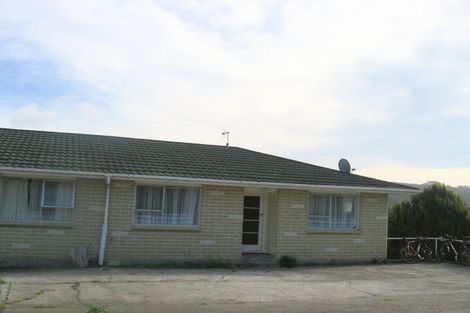 Photo of property in 32 Awatea Street, Ranui, Porirua, 5024