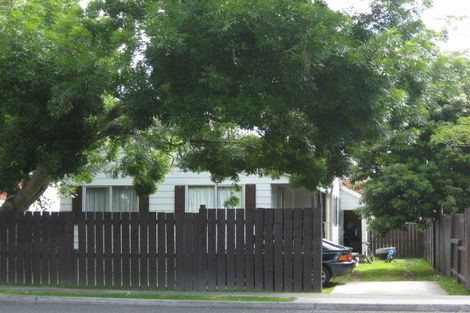 Photo of property in 2/260 Porchester Road, Takanini, 2112