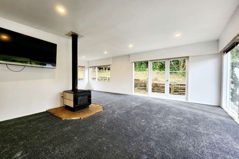 Photo of property in 1/63 Girrahween Drive, Totara Vale, Auckland, 0629