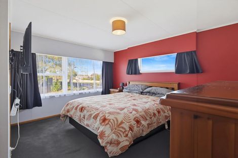 Photo of property in 1 Joanna Place, Deanwell, Hamilton, 3206