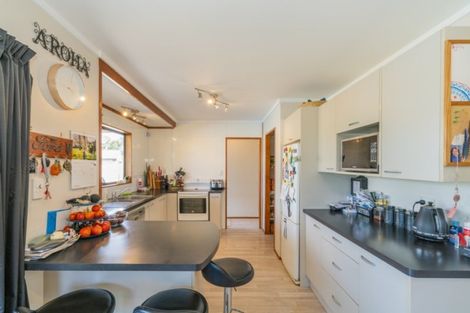 Photo of property in 40 Moewai Park Road, Whitianga, 3510