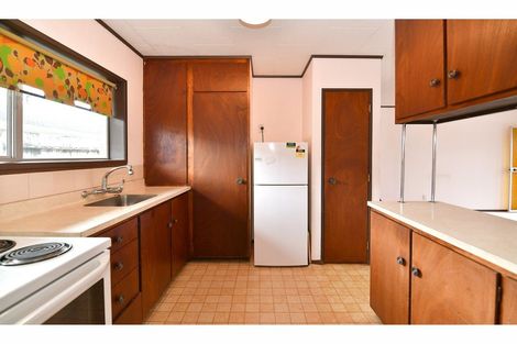 Photo of property in 2/54 Doment Crescent, Orewa, 0931