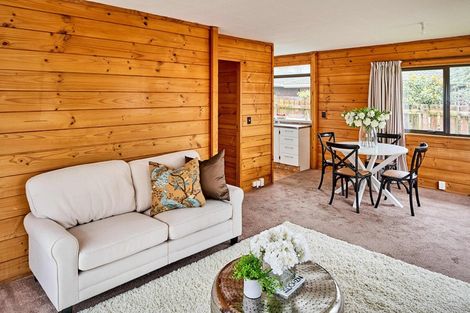 Photo of property in 27a Mana Esplanade, Paremata, Porirua, 5026