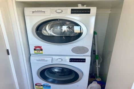 Photo of property in 2/59 Maxwelton Drive, Mairangi Bay, Auckland, 0630