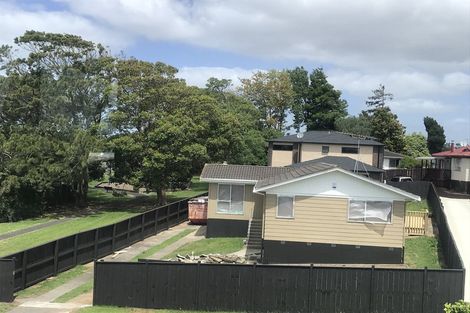 Photo of property in 7 Caringbah Drive, Papatoetoe, Auckland, 2025