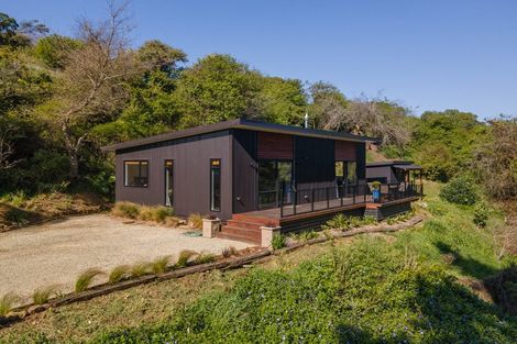 Photo of property in 10 Bute Street, Moeraki, 9482