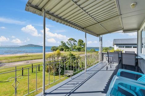 Photo of property in 81 Robinson Avenue, Holdens Bay, Rotorua, 3010