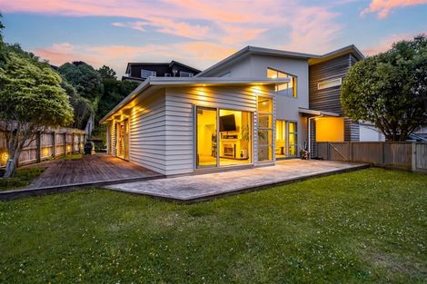 Photo of property in 7 Halewood Grove, Churton Park, Wellington, 6037