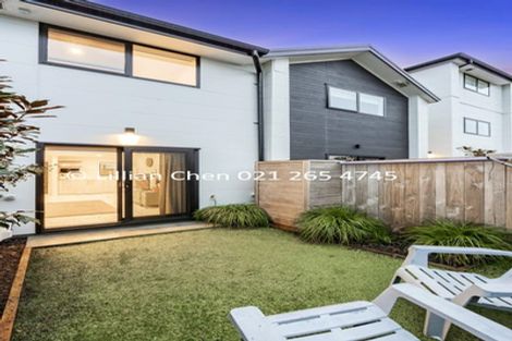Photo of property in 6/24 Yeovil Road, Te Atatu Peninsula, Auckland, 0610