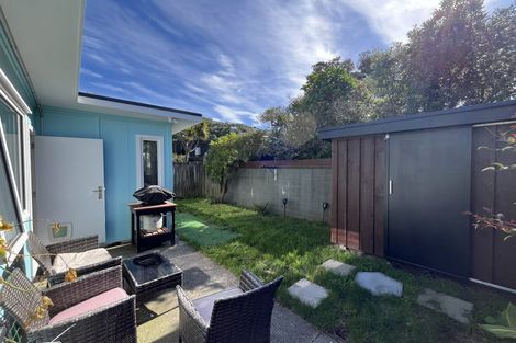 Photo of property in 16a Rua Street, Lyall Bay, Wellington, 6022
