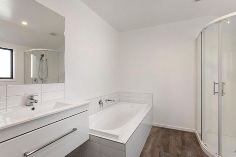 Photo of property in 2/4 Nova Place, Christchurch Central, Christchurch, 8011