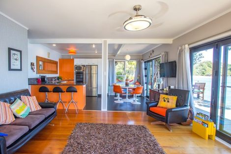 Photo of property in 2050 Ngunguru Road, Ngunguru, Whangarei, 0173