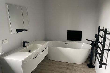 Photo of property in 15a View Street, Maungaturoto, 0520