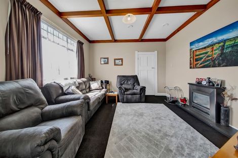 Photo of property in 29 Douglas Street, Hawera, 4610