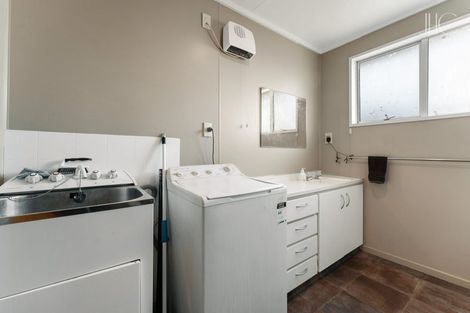 Photo of property in 66b Molyneux Avenue, Cromwell, 9310