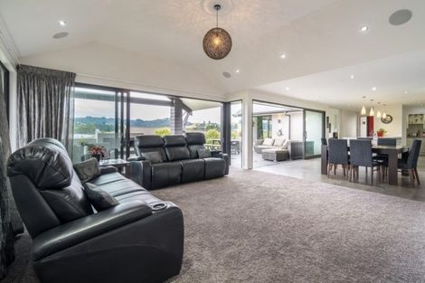 Photo of property in 64 Severn Street, Green Island, Dunedin, 9018