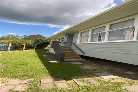 Photo of property in 6 Firle Place, Green Bay, Auckland, 0604