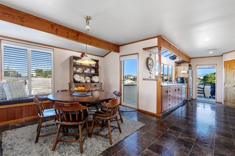 Photo of property in 630 Papamoa Beach Road, Papamoa Beach, Papamoa, 3118