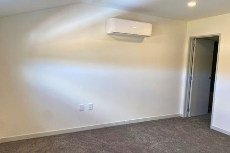 Photo of property in 8/218 Rosebank Road, Avondale, Auckland, 1026