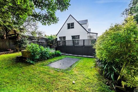 Photo of property in 8 Elizabeth Place, Ferndale, New Plymouth, 4310