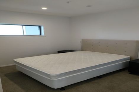 Photo of property in 109/9 Madeira Lane, Grafton, Auckland, 1023