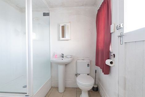 Photo of property in 34 Ellis Avenue, Mount Roskill, Auckland, 1041