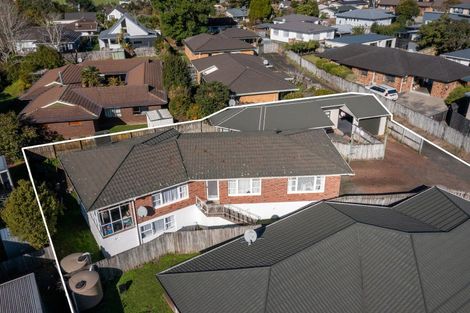 Photo of property in 70 Sturges Road, Henderson, Auckland, 0612