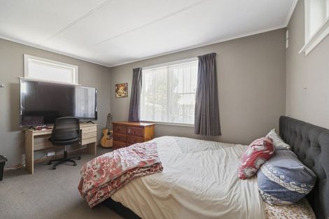 Photo of property in 4 Wera Street, Hawera, 4610